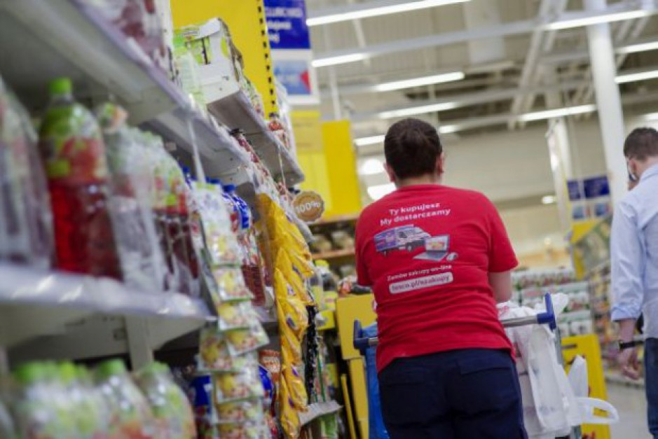 Pracownicy Tesco pikietują. Jak sieć zapatruje się na roszczenia pracowników? /fot. mat.pras. Pracownicy Tesco stracili pracę przez remont drogi