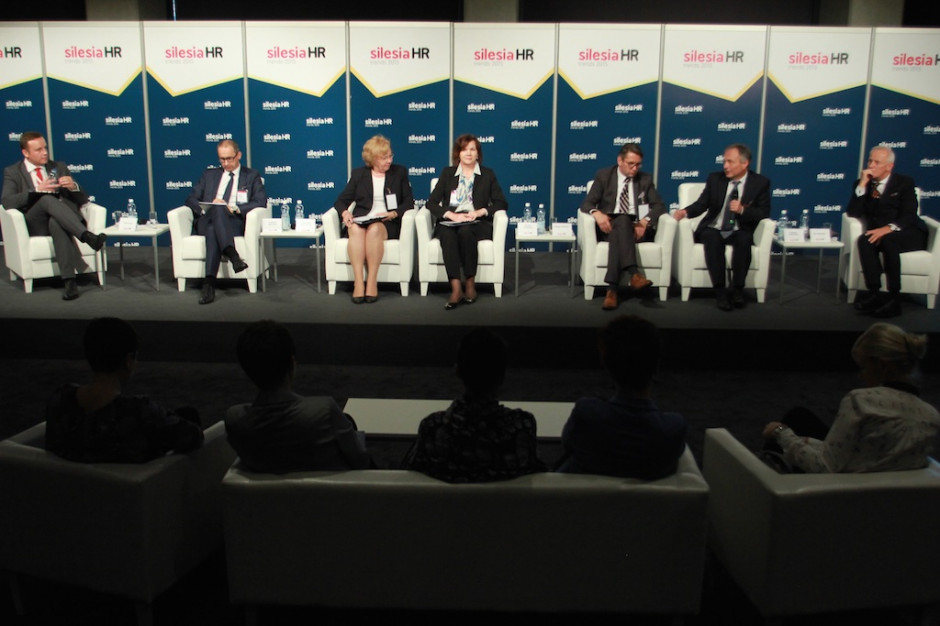 Paneliści debaty "Śląsk na zawodowej mapie Polski"