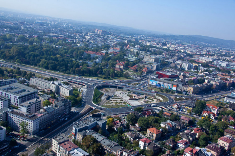 W ciągu ostatnich sześciu lat branża IT/SSC/BPO rokrocznie odnotowuje w Krakowie blisko 20 proc. wzrost zatrudnienia (fot.krakow.pl) Kraków: Jest praca w sektorze IT i usług dla biznesu. Czeka blisko 8 tys. miejsc