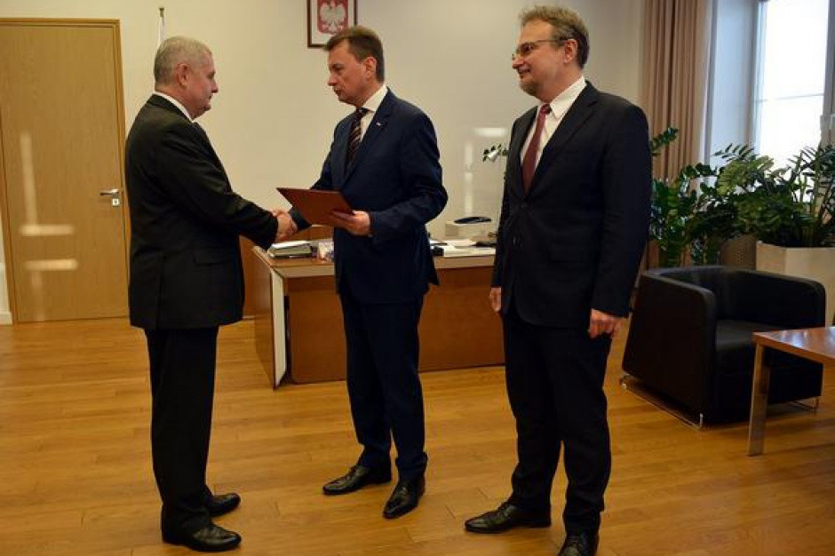 Mjr SG Marek Łapiński zastąpił na stanowisku Komendanta Głównego gen. dyw. SG Dominika Tracza (fot. MSWiA/twitter.com) Marek Łapiński nowym komendantem głównym Straży Granicznej