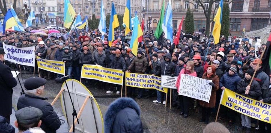 W listopadzie ukraińscy górnicy otrzymali 78 proc. wypłaty, zaś w grudniu nie dostali jej wcale. /Fot. press-centr.com Ukraińscy górnicy zablokują granicę z Polską