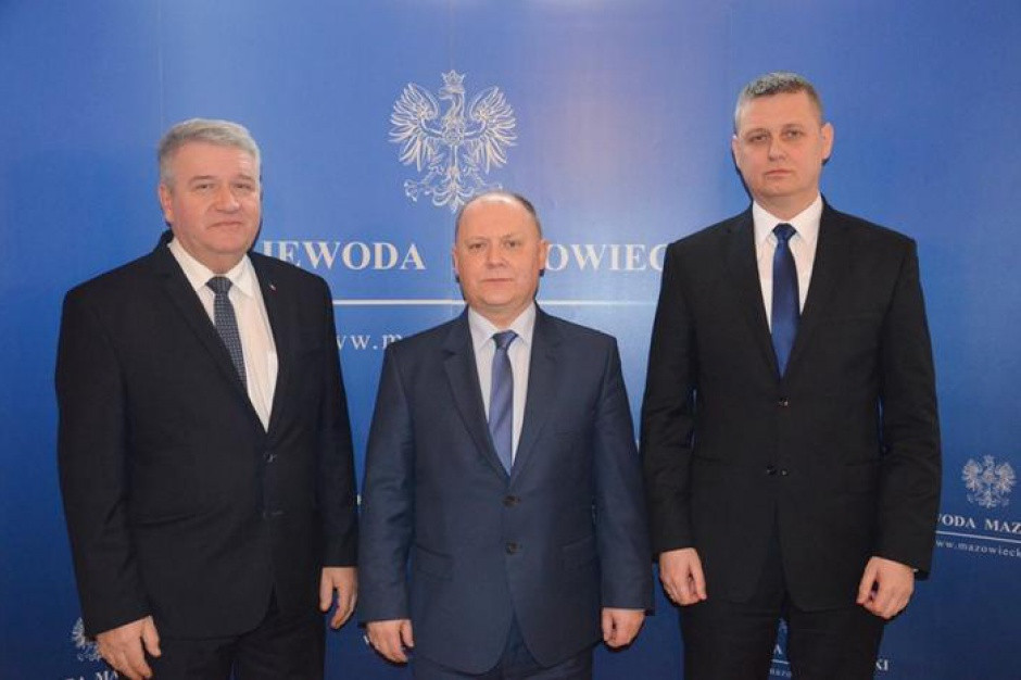Mazowiecki Urząd Wojewódzki w Warszawie ma dwóch wicewojewodów (fot. .mazowieckie.pl) Sylwester Dąbrowski i Artur Standowicz wicewojewodami mazowieckimi