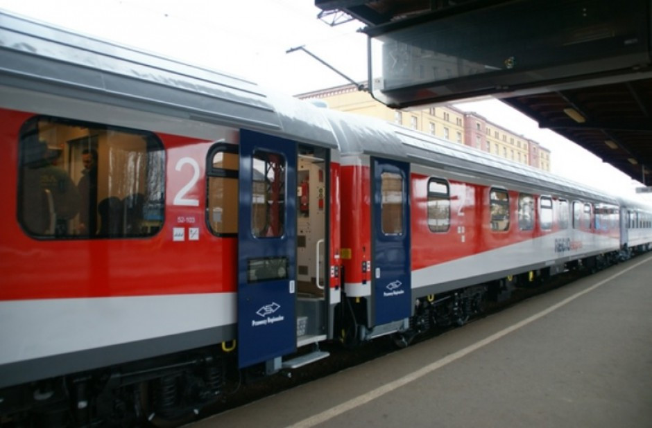 Rozmowy kwalifikacyjne z kandydatami spełniającymi warunki formalne określone w ogłoszeniu zostaną przeprowadzone od 8 lutego 2016 r. do 26 lutego 2016 r. fot.przewozyregionalne.pl Rusza konkurs na prezesa i dyrektora finansowego PKP PLK