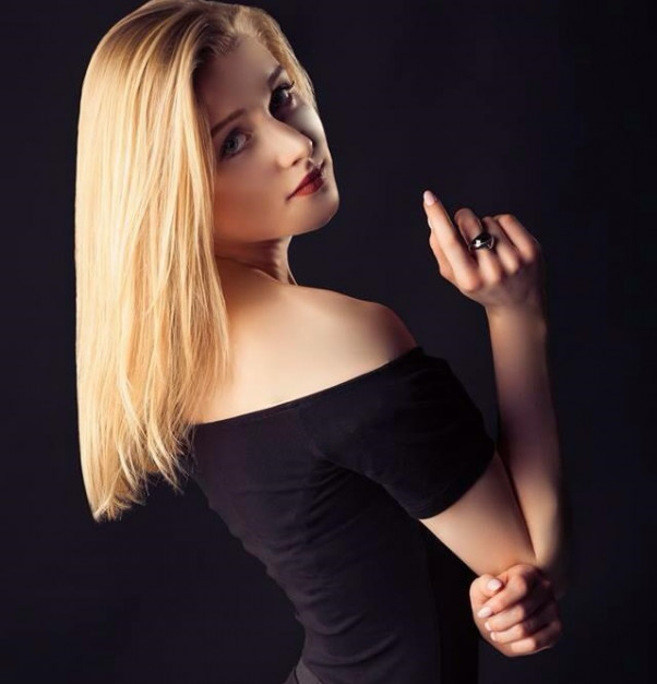 Kinga Duda zadebiutowała jako modelka. (Fot.: Facebook, Jakub Dąbrowski) Córka prezydenta Dudy została modelką?