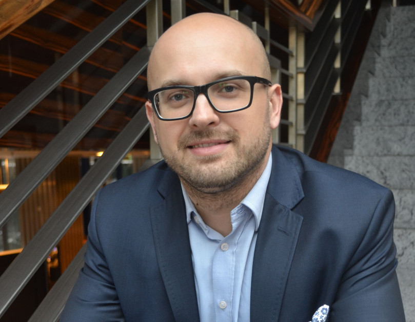 Z branżą public relations Dawid Korszeń jest związany od 2007 r. (Fot. Mat. pras.) Dawid Korszeń rzecznikiem prasowym i PR menedżerem Warty