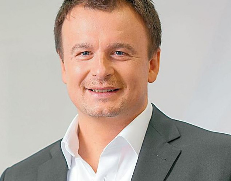 Miroslav Rakowski, były prezes T-Mobile ponad rok temu porzucił korporacyjny świat i zajął się własnym biznesem. (Fot. Facebook/Miroslav Rakowski) Miroslav Rakowski, były prezes T-Mobile sprzedaje piwo i buduje stok narciarski