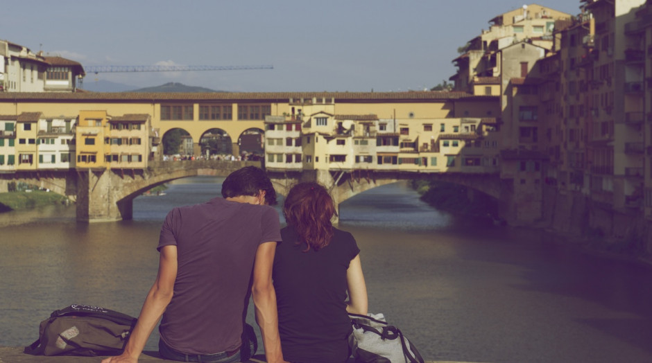 Wielu nastolatków w europejskich krajach decyduje się na gap year zaraz po ukończeniu szkoły średniej. (Fot. Mat. pras.) Gap year - nowy trend wśród studentów?