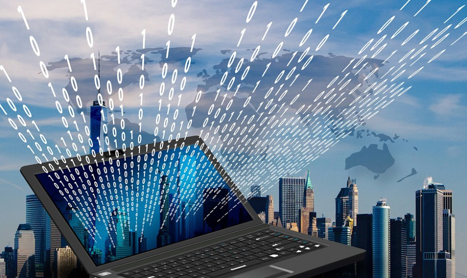 Firmy działające w obszarze analityki internetowej toczą o pracowników regularną wojnę. (Fot. pixabay) Big data, oferty pracy: W USA do 2020 roku może zabraknąć nawet 4 mln specjalistów