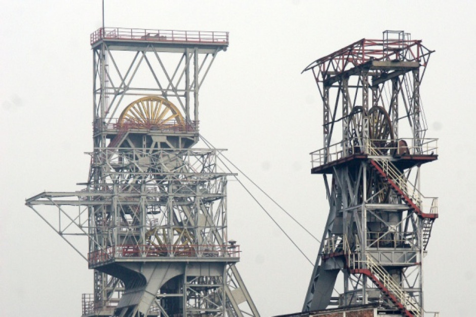Kompanijne związki chcą przedstawienia im pełnego planu Planu Techniczno-Ekonomicznego dla Kompanii Węglowej oraz poszczególnych kopalń i zakładów na lata 2016-2017. (Fot. PTWP/Andrzej Wawok) Kompania Węglowa: Jest odpowiedź zarządu na postulat związków