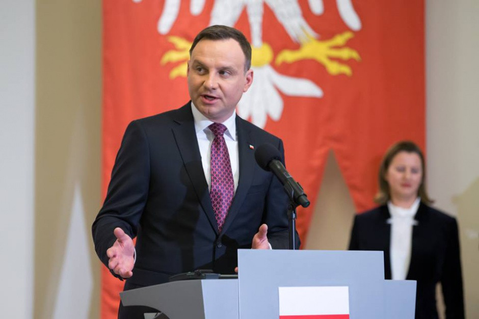 Program ma ruszyć w kwietniu. Wnioski należy składać w gminach, raz do roku. (Prezydent Andrzej Duda, fot. facebook) Program "Rodzina 500+": Wkrótce decyzja prezydenta