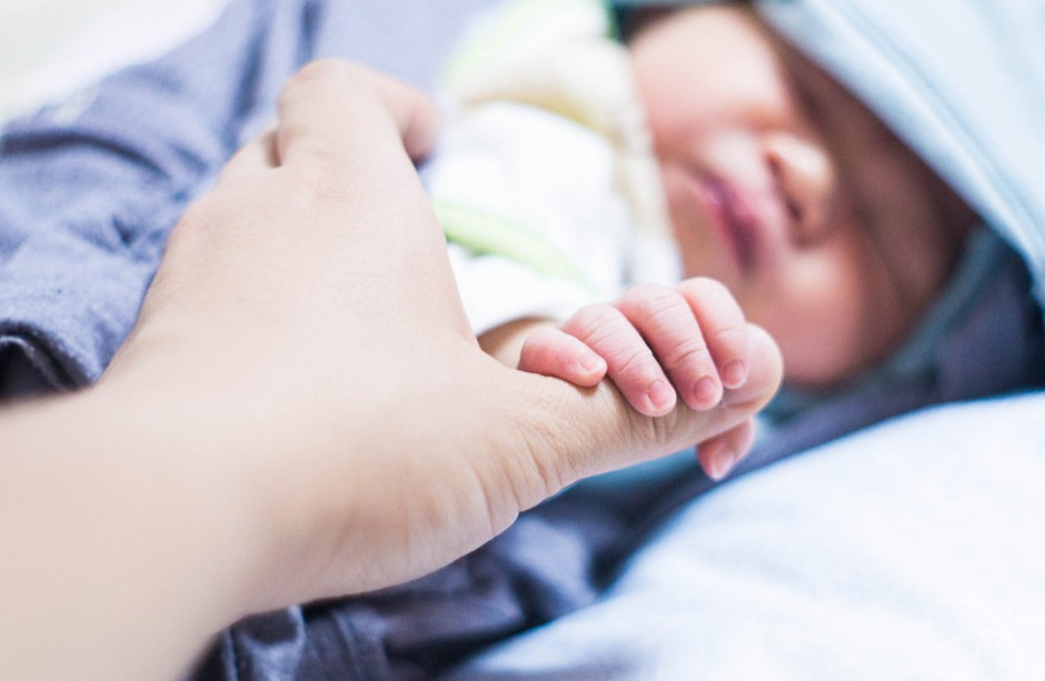 Najlepsza sytuacja demograficzna jest w tych europejskich krajach, gdzie dąży się do zmiany modelu rodziny - na taki, gdzie oboje rodzice pracują i dzielą się obowiązkami domowymi. (fot. pixabay) Dzięki programowi "Rodzina 500+" czeka nas baby boom?