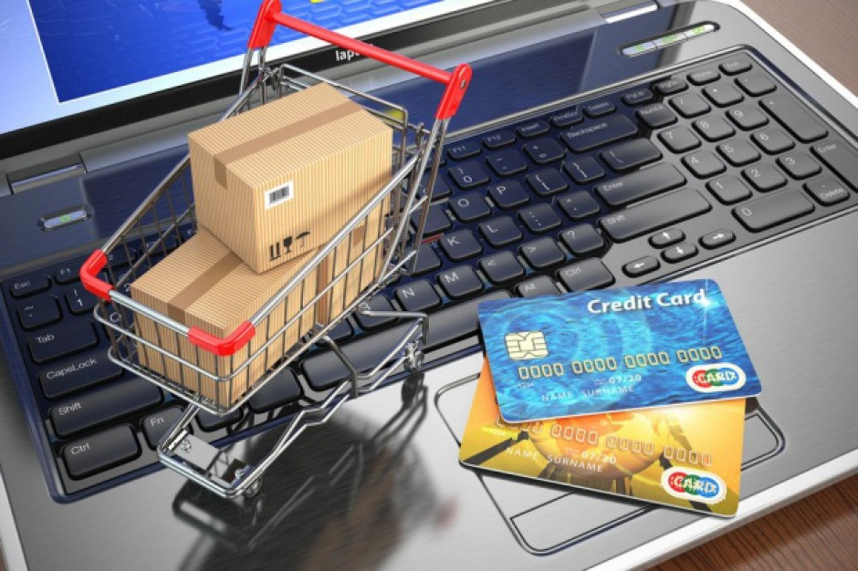 Sprzedaż FMCG w kanale e-commerce rośnie rocznie w tempie kilkudziesięciu procent. (Fot. shutterstock) Sprzedaż FMCG w kanale e-commerce rośnie coraz szybciej
