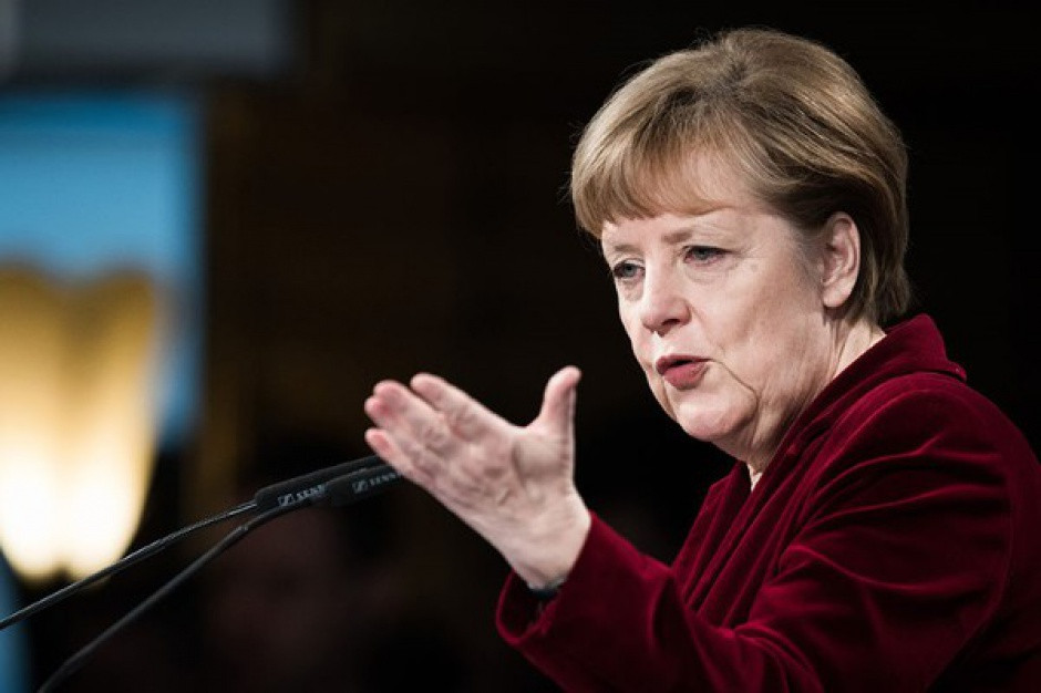 Angela Merkel zastrzegła, że całkowite czasowe wykluczenie imigrantów z dostępu do systemu socjalnego, jak w przypadku Wielkiej Brytanii, nie wchodzi w rachubę. (Fot. Kleinschmidt/MSC/wikimedia, licencja, CC3.0) Niemcy: Obniżenie zasiłków na dziecko uderzy głównie w Polaków