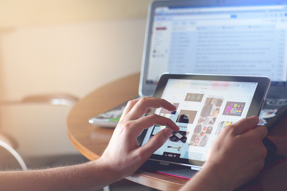 Snapchat to komunikator internetowy, z którego korzysta obecnie 100 milionów aktywnych użytkowników. (fot. pixabay) Wyciekły dane niektórych pracowników firmy Snapchat