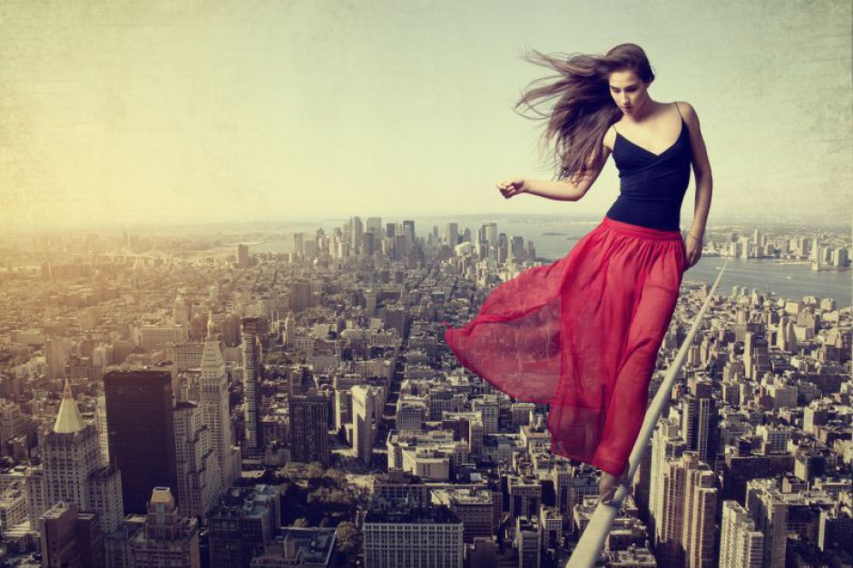 Pracownicy nie chcą poświęcać swojego życia wyłącznie pracy i zostawać w niej po godzinach. (Fot. Fotolia) Work-life balance nie tylko dla rodziców. Firmy dbają również o singli