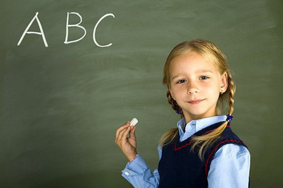 Samorząd poinformował, że asystent nauczyciela będzie "gwarantem odpowiedniej opieki" (fot.fotolia) Chorzów: Szkoły zatrudnią dodatkowych nauczycieli w I klasie