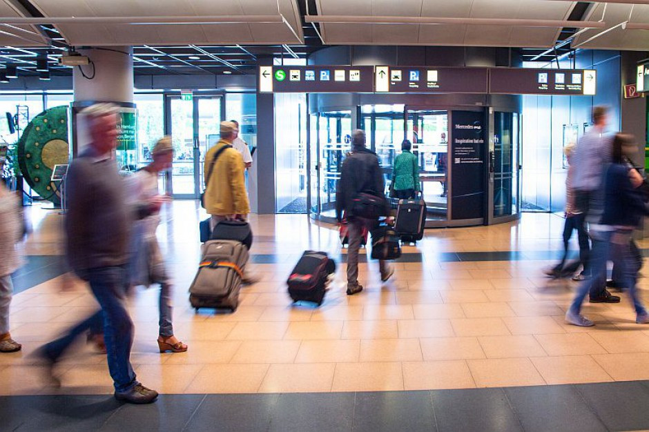 Nowa dyrektywa unijna zlikwiduje tysiące miejsc pracy? (Fot. Pixelio.de) Pracownicy delegowani na celowniku Komisji Europejskiej