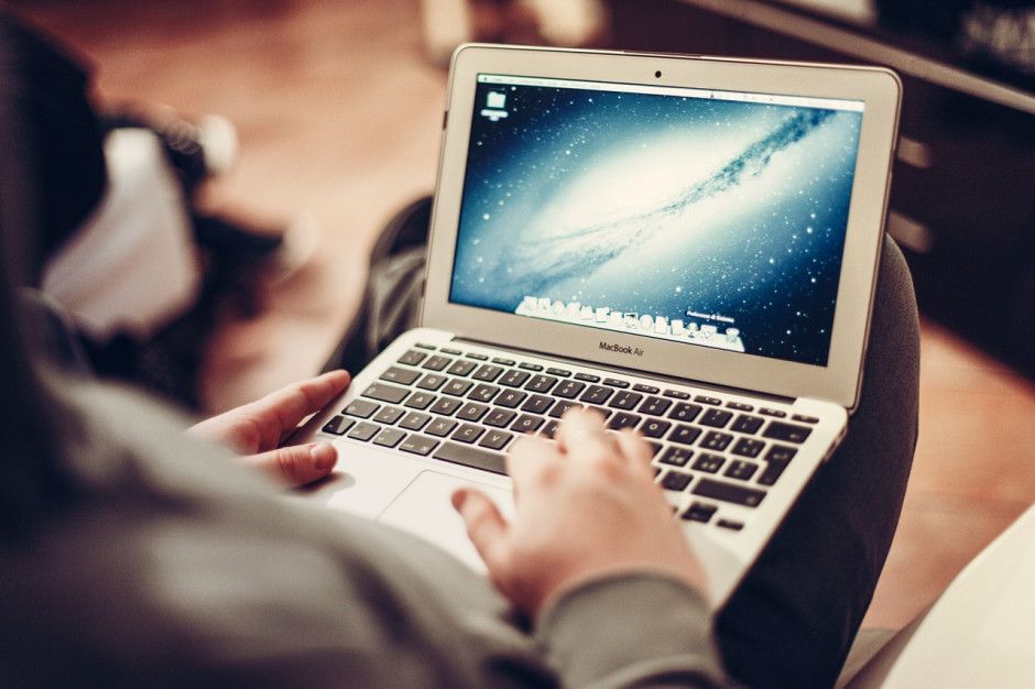 Do 2018 roku przedsiębiorstwa decydujące się na cyfrową transformację powiększą swoje działy IT ponad dwukrotnie. (Fot. pixabay) Firmy stawiają na cyfrową transformację