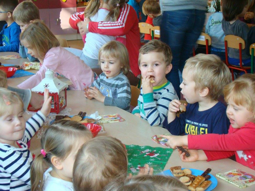 Projekt może być realizowany jedynie na terenie gmin, w których wychowaniem przedszkolnym objęte jest mniej niż 80 proc. dzieci (fot.sezamkowo.info) Łódzkie: Są pieniądze na kształcenie nauczycieli pracujących w przedszkolach