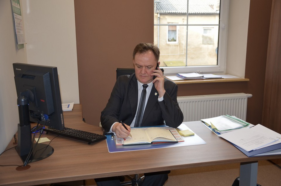 Krzysztof Zalewski, działacz PSL, który został odwołany z funkcji zastępcy dyrektora podlaskiego oddziału ARMiR w Łomży został wiceburmistrzem Szczuczyna. (fot.facebook.com) Burmistrz zatrudnił przyjaciela, bo to... fachowiec