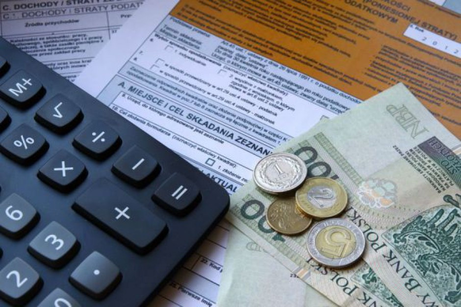 W tym roku mamy trochę więcej czasu na rozliczenie podatku za 2015 r. (fot.fotolia) Rozliczanie PIT: Deklaracje można złożyć do 2 maja