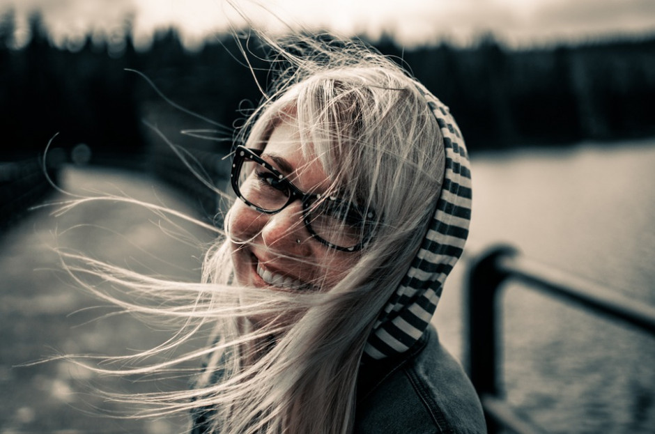 Kobiety z pokolenia Y twierdzą, że do awansu potrzebują relacji i sieci kontaktów. (Fot. pixabay) Kobiety z pokolenia Y uważają, że ich generacja osiągnie parytet płci. Ale mężczyźni muszą pomóc