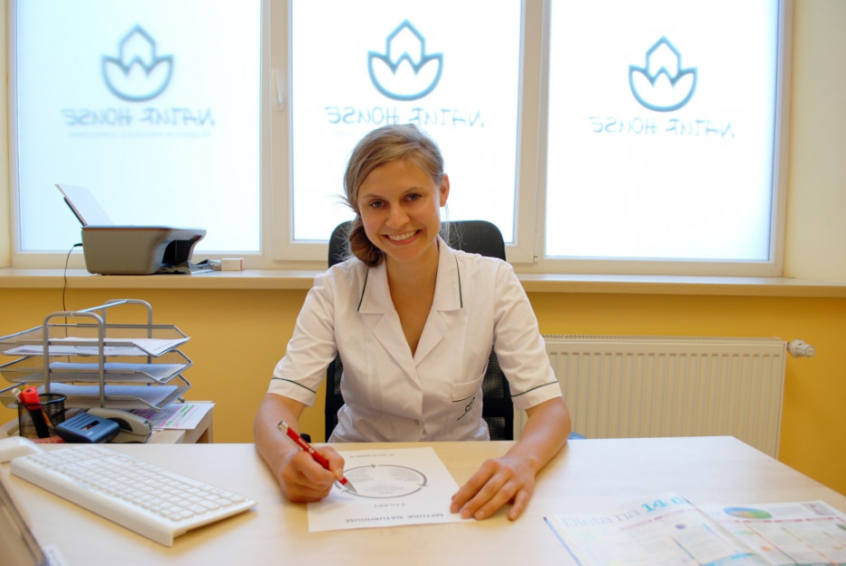 Firma poszukuje m.in. asystentów dietetyków odpowiedzialnych za obsługę klienta i kwestie organizacyjne związane z działalnością punktu. (Fot. Naturhouse) Naturhouse rekrutuje. Poszukiwani nie tylko dietetycy