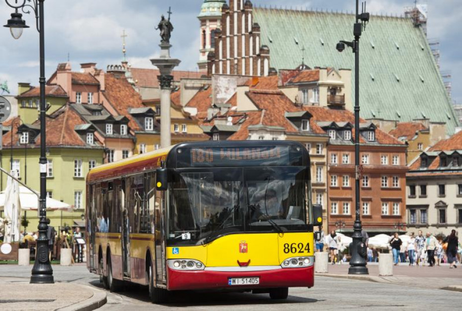 Kontrolerzy zatrudnieni przez zewnętrzną firmę będą sprawdzać bilety w pojazdach ZTM przez siedem dni w tygodniu (fot.ztm.waw.pl) Warszawa: ZTM szuka kontrolerów biletów. Będzie przetarg na firmę zewnętrzną