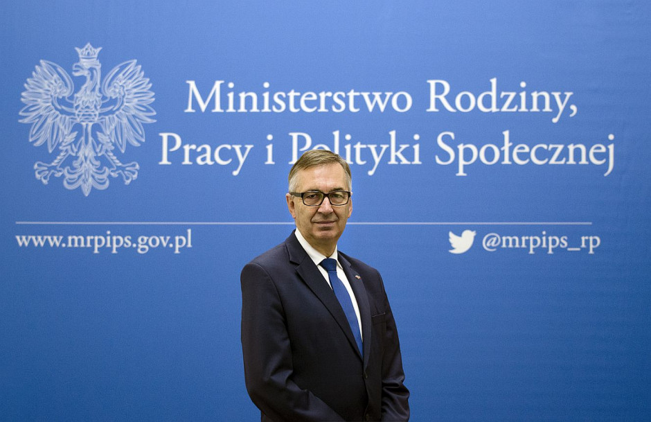 - Chcemy, aby przed przystąpieniem do pracy umowa już była dostarczona pracownikowi - powiedział Szwed (Stanisław Szwed, fot.mpips.gov.pl) Nowelizacja kodeksu pracy: Pracodawca dostarczy umowę o pracę przed rozpoczęciem zatrudnienia?