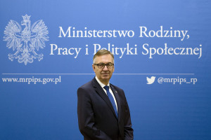 Pracodawca będzie musiał dostarczyć umowę pracownikowi przed pierwszym dniem pracy?