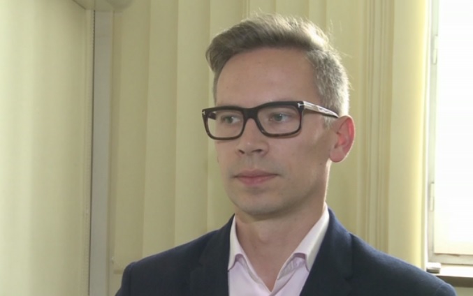 – Jeżeli okaże się, że budżet się nie spina, to myślę, że wielu polityków będzie chciało zrobić coś z systemem emerytalnym - mówi Andrzej Lis (fot.newseria)