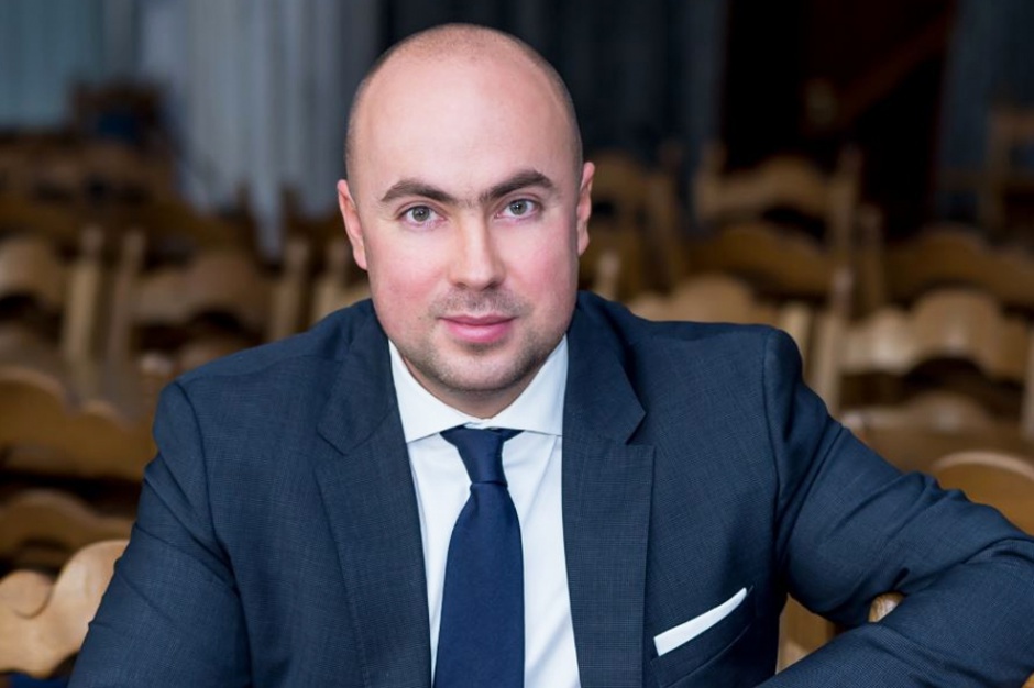37-letni Maks Kraczkowski od 2005 roku był posłem PiS. (Fot. kraczkowski.pl)