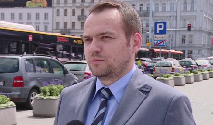 – Najczęściej potrzebujemy specjalistów, którzy są w stanie przeprowadzić remont, wymianę lub konserwację instalacji elektrycznych, instalacji wodno-kanalizacyjnych bądź instalacji centralnego ogrzewania - mówi Artur Szeremeta (fot. newseria)