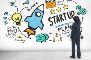Młodzi ludzie mają pomysły, ale nie mają doświadczenia w prowadzeniu biznesu i na to powinno się stawiać w kształceniu (fot.pixabay.com) Co zrobić by start-up przetrwał?