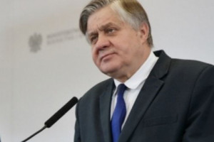Krzysztof Jurgiel zapewnił, że pracownicy instytucji kontrolnych, które zostaną scalone, nie powinni się obawiać o swoje miejsca pracy. (fot.minrol.gov.pl) Reforma systemu bezpieczeństwa żywności obędzie się bez zwolnień?