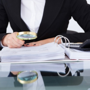 Księgowa zdefraudowała ponad milion złotych z sądowej kasy