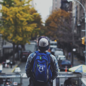 Emigracja? Rekordowo niska liczba Polaków chce wyjechać