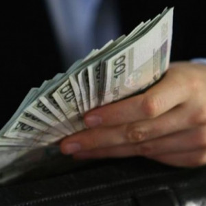 Podwyżki dla pracowników kultury, ochrona zdrowia poczeka