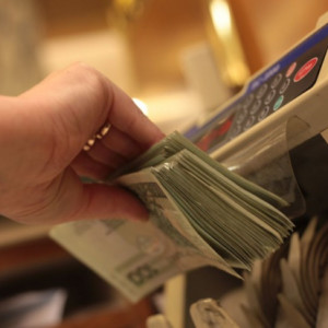 Pracownicy bankowości zestresowani. Chcą zmian w kodeksie pracy