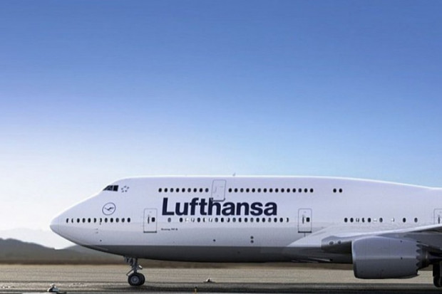 Spór o płace - piloci strajkują. Ponad 800 lotów odwołanych