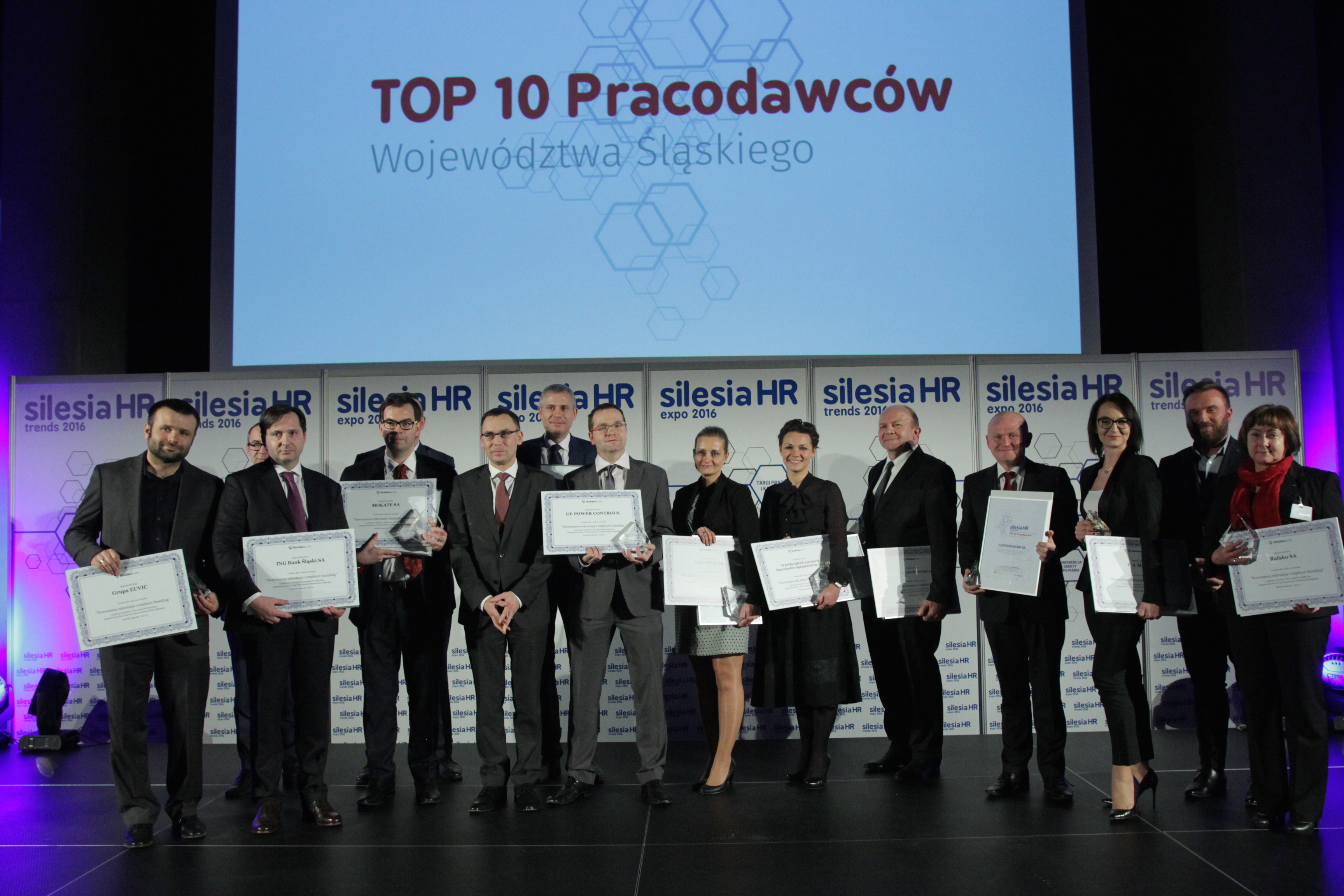 Wszyscy laureaci konkursu Top Pracodawcy Śląska 2016 (fot.PTWP)