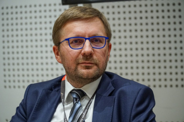 Paged dla odmiany szukał finansowania poprzez giełdę, zaistniał na parkiecie, ale dziś się wycofuje. - Giełda się sprawdziła - zapewnia Tomasz Modzelewski, prezes Pagedu. Fot. PTWP