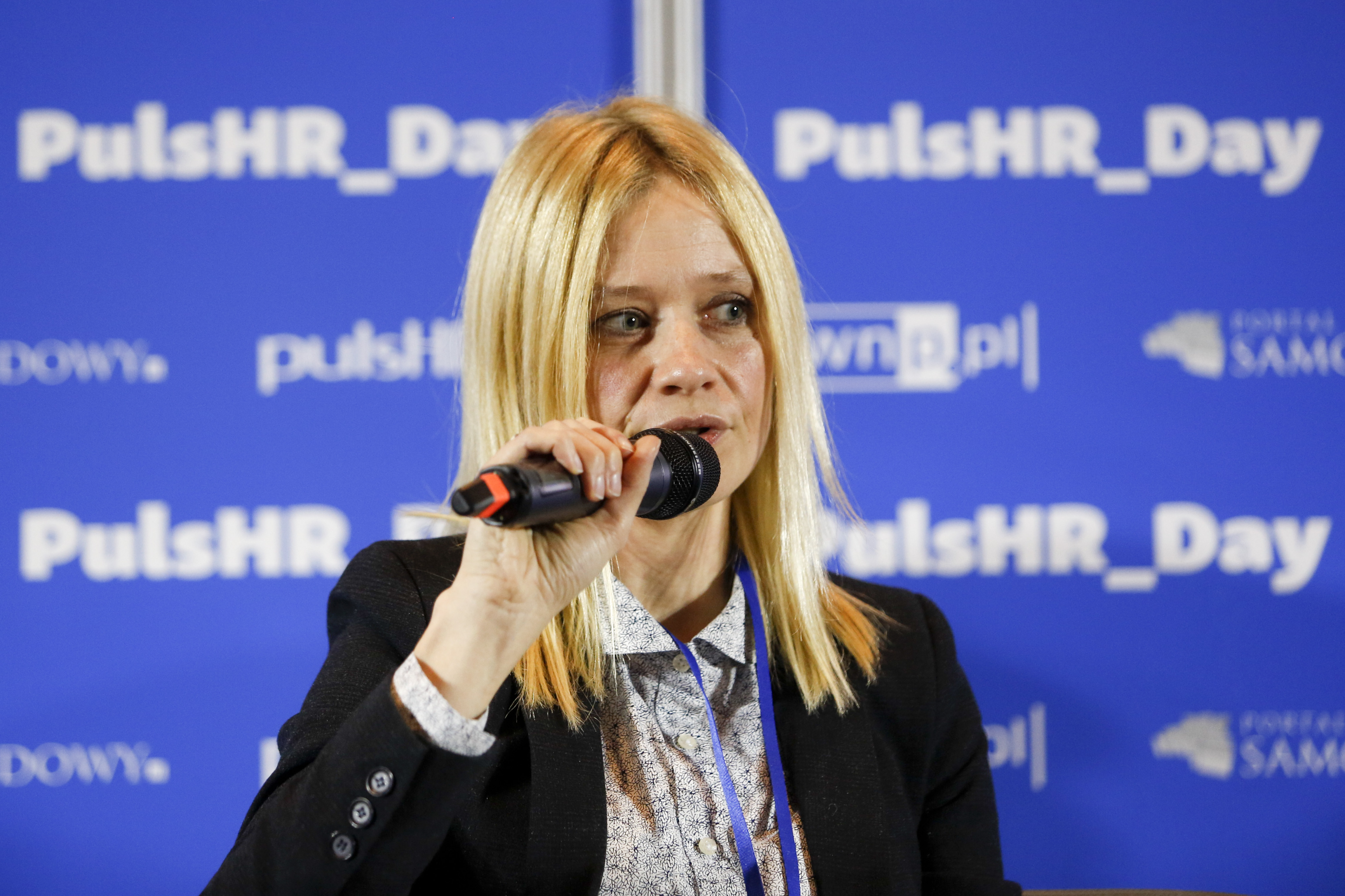 Anna Skrzyńska, specjalista ds. HR w firmie Eko-Okna, podkreśla, że nowoczesna technologia służy nie tylko do procesów rekrutacji. (fot. PTWP)