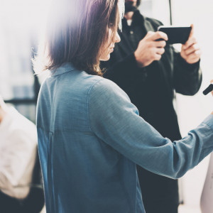 Ciasne, ale własne... biuro. Jak urządzić małą przestrzeń? 