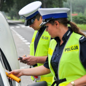 Funkcjonariusze niesłusznie oskarżeni będą mogli wócić do służby?