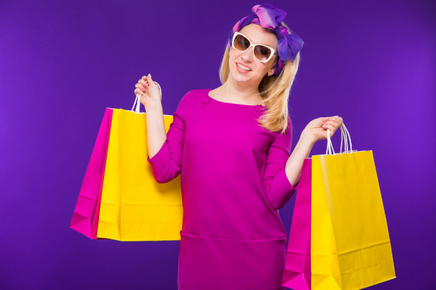 Przez zakaz handlu pracownicy będą pracować nawet do północy