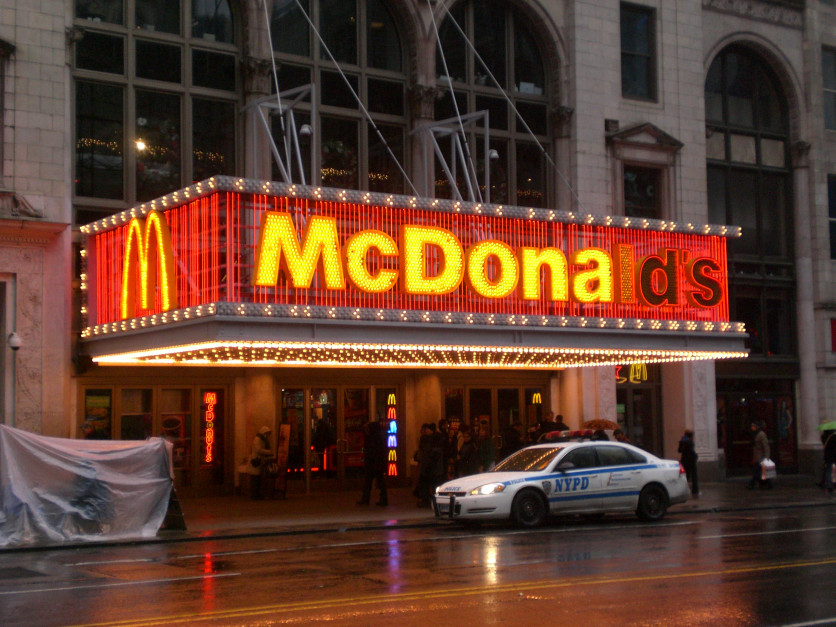Praca W Mcdonalds Dla Nieletnich - Mcdonalds Praca