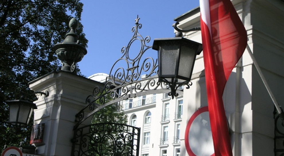 Związkowcy podkreślają, że choć osoby zatrudnione w sądach wciąż są obarczane nowymi obowiązkami, nie otrzymują za to żadnych dodatkowych pieniędzy (Fot. ms.gov.pl) Pracownicy sądownictwa oburzeni. Resort sprawiedliwości zawiera dodatkowe umowy z urzędnikami