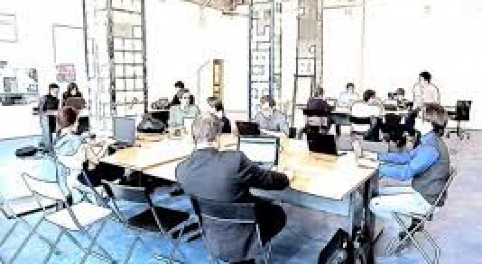 Jeśli chodzi o outsourcingu kadr i płac, to w Polsce 6 proc. średnich i dużych firm wskazało, że kiedykolwiek wydzielało ten obszar działalności na zewnątrz, Fot. pixabay Raport Grant Thornton: Pracodawcy rzadko korzystają z outsourcingu