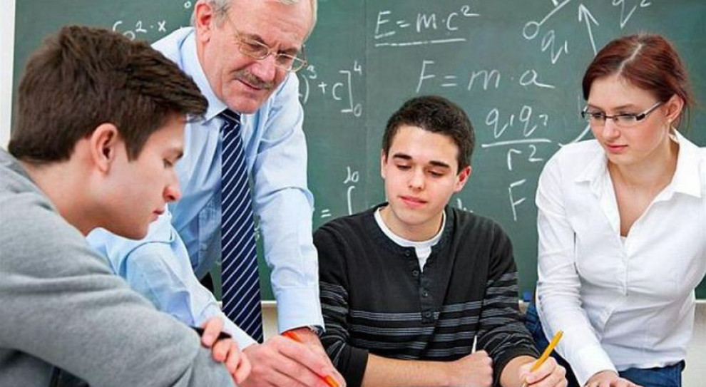 Według Petru Polsce potrzebny jest narodowy program studiów, który jest opracowany wraz z pracodawcami. /Fot. Fotolia Praktyczna edukacja według Nowoczesnej